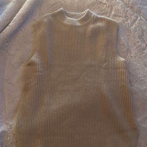 H&M sleeveless sweater